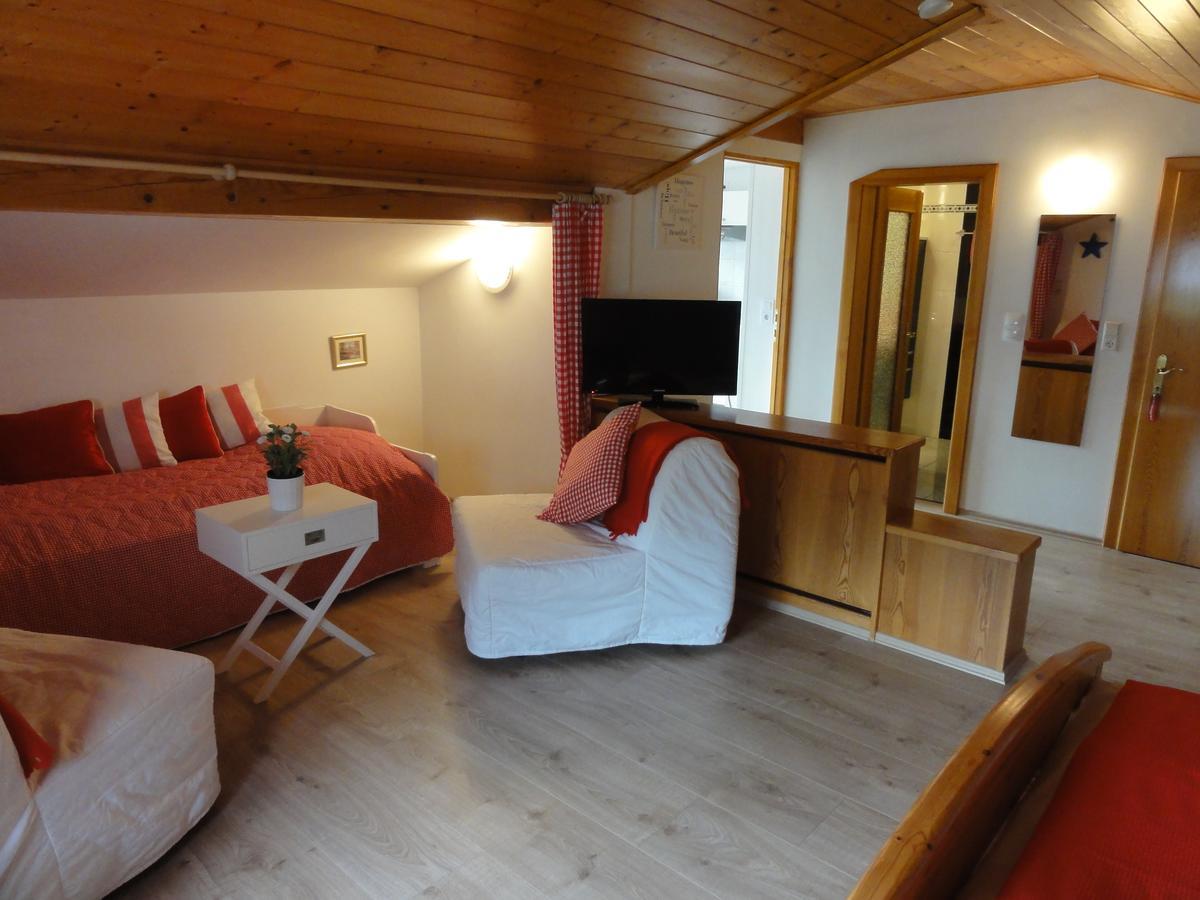 Pension Adlerhorst Steindorf am Ossiacher See Luaran gambar