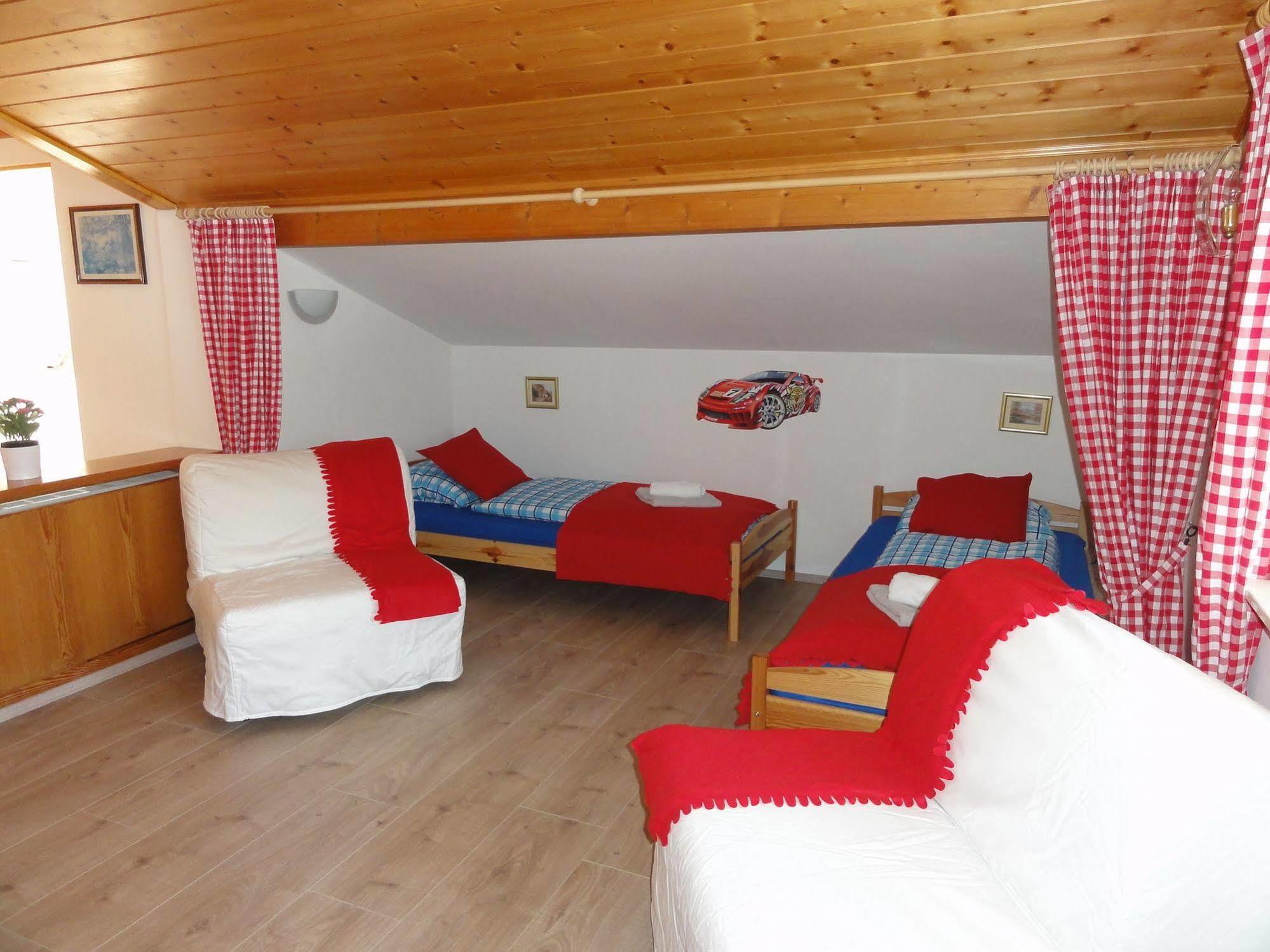 Pension Adlerhorst Steindorf am Ossiacher See Luaran gambar